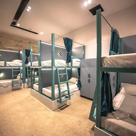 Vega 43 Hostel